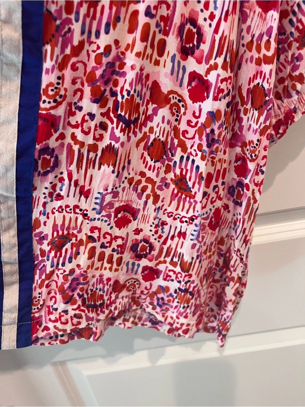 THML Pink and Red Printed Blouse with Blue Trim Size Large - Picture 15 of 16